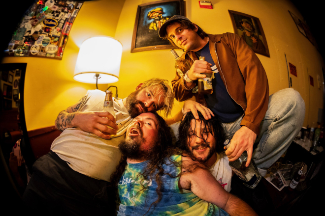 WAVVES